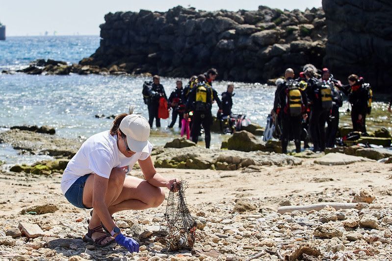 El proyecto Libera caracteriza más de 100.000 residuos en la costa española